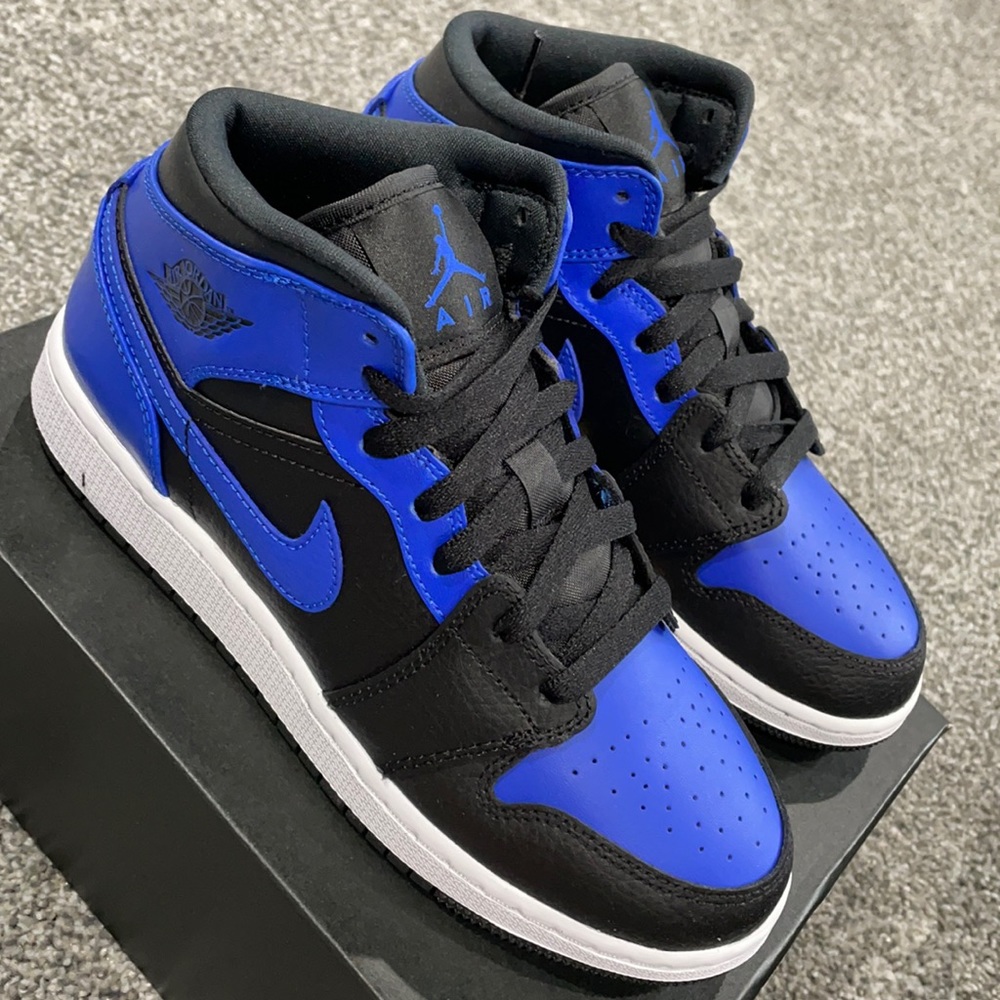 Air Jordan 1 Mid GS